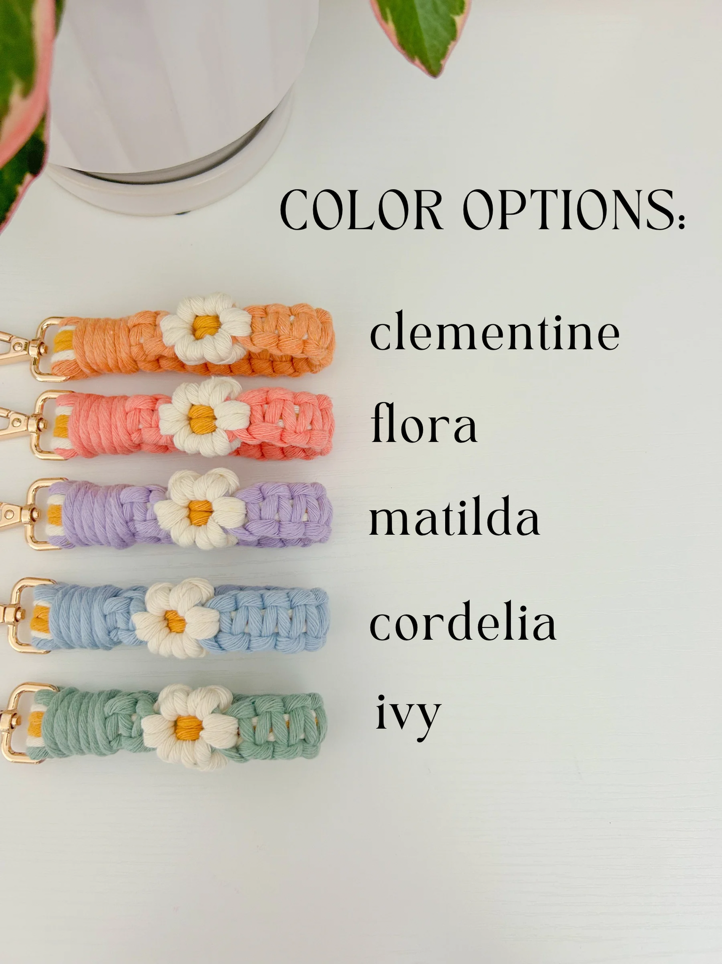 Mini Macrame Daisy Wristlet