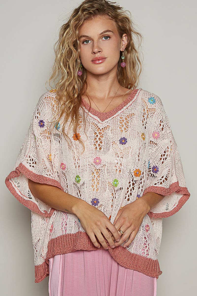 V-Neck Sleeveless Flower Outseam Sweater