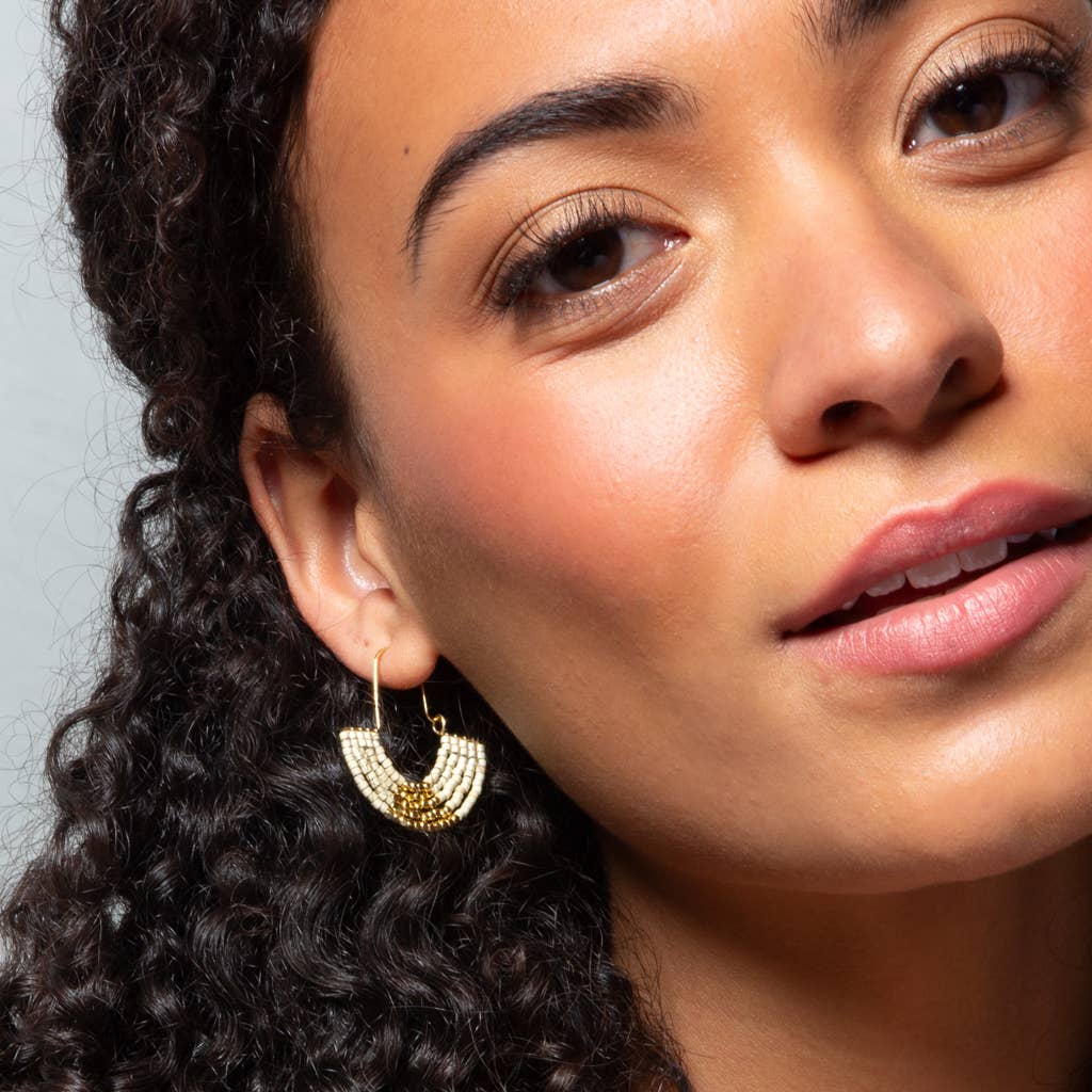 Chromacolor Miyuki U-Hoop Earring - Cream/Gold