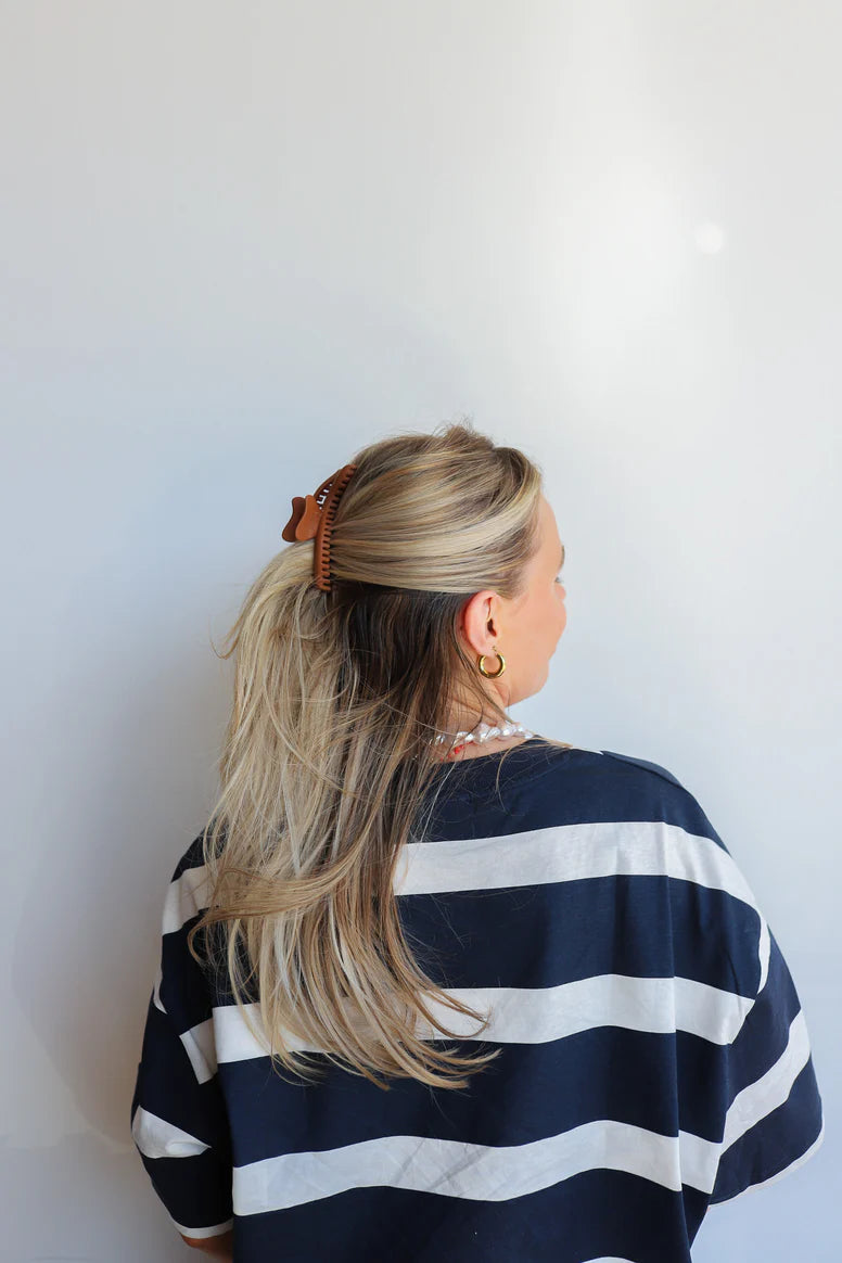 Wavy Midi Hold Everything Claw