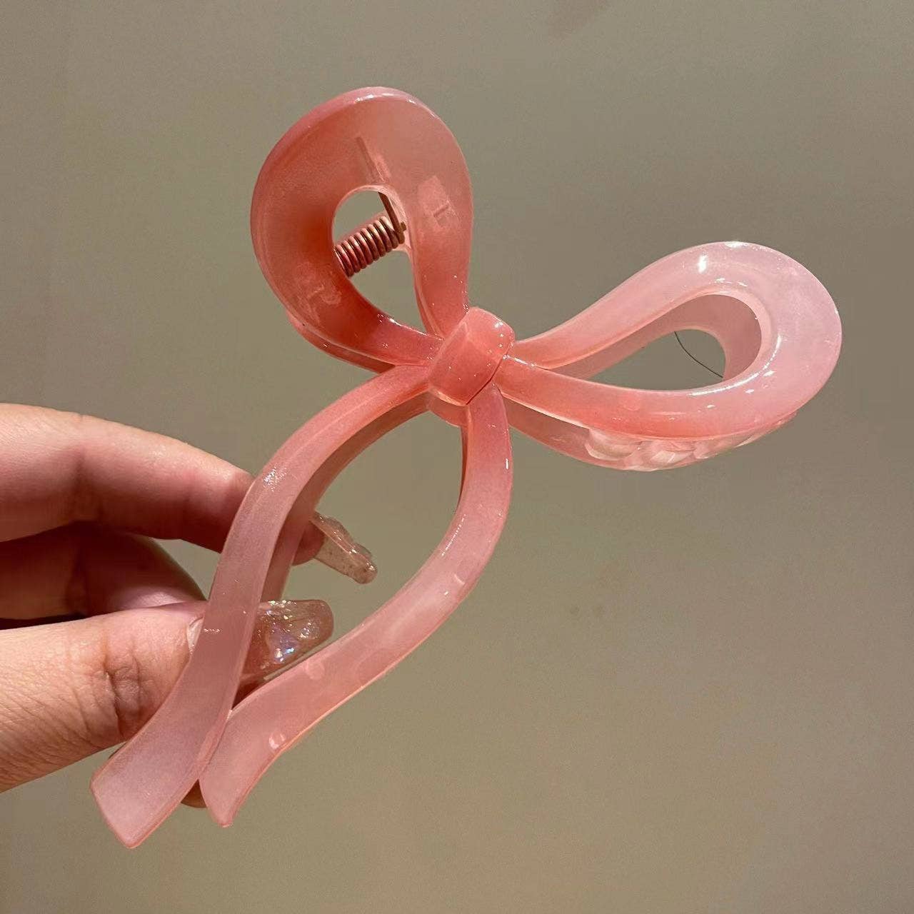 Ribbon Claw Clip