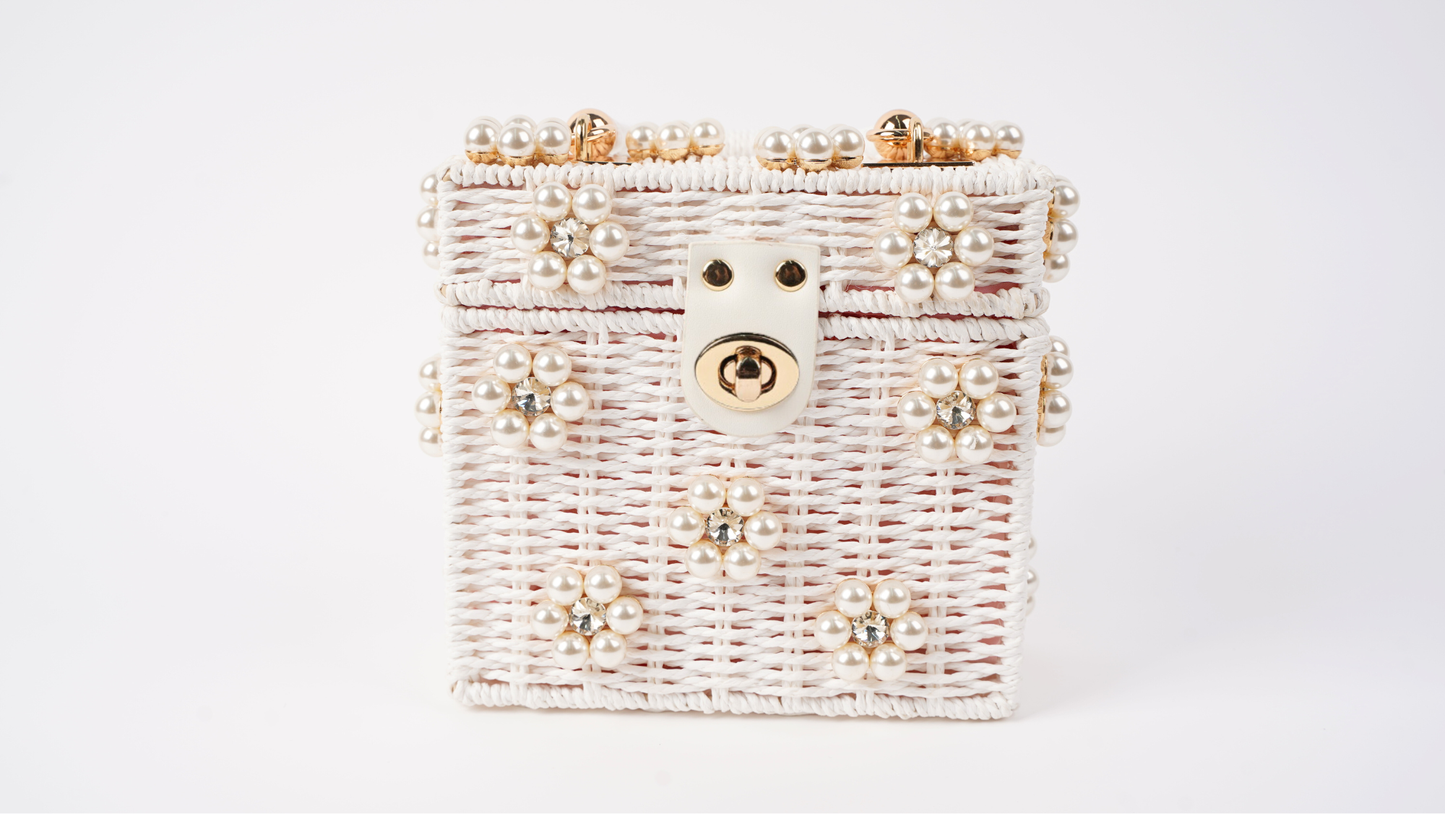 Wicker Bucket Daisy Flower Purse: White Purse + Red Daisy / Yellow Rhinestone