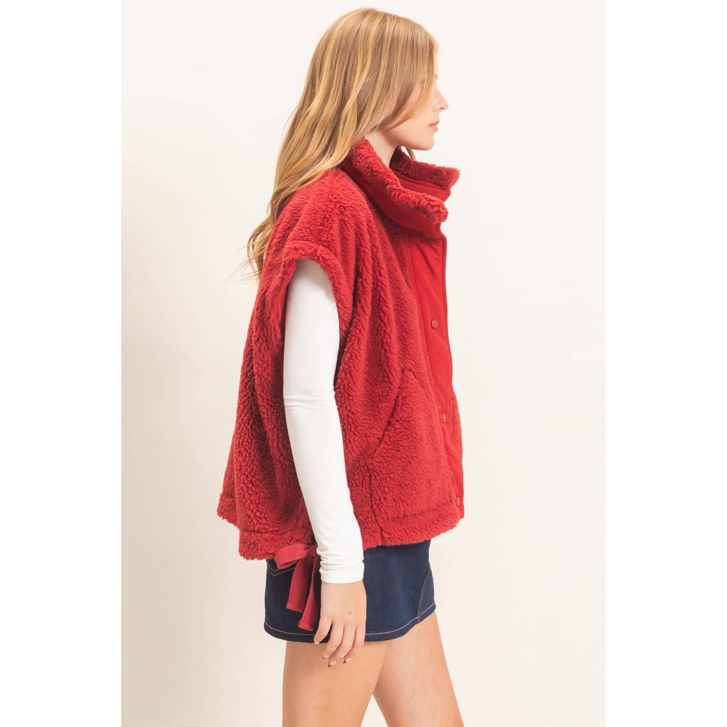 Sherpa Vest With Snap Closure