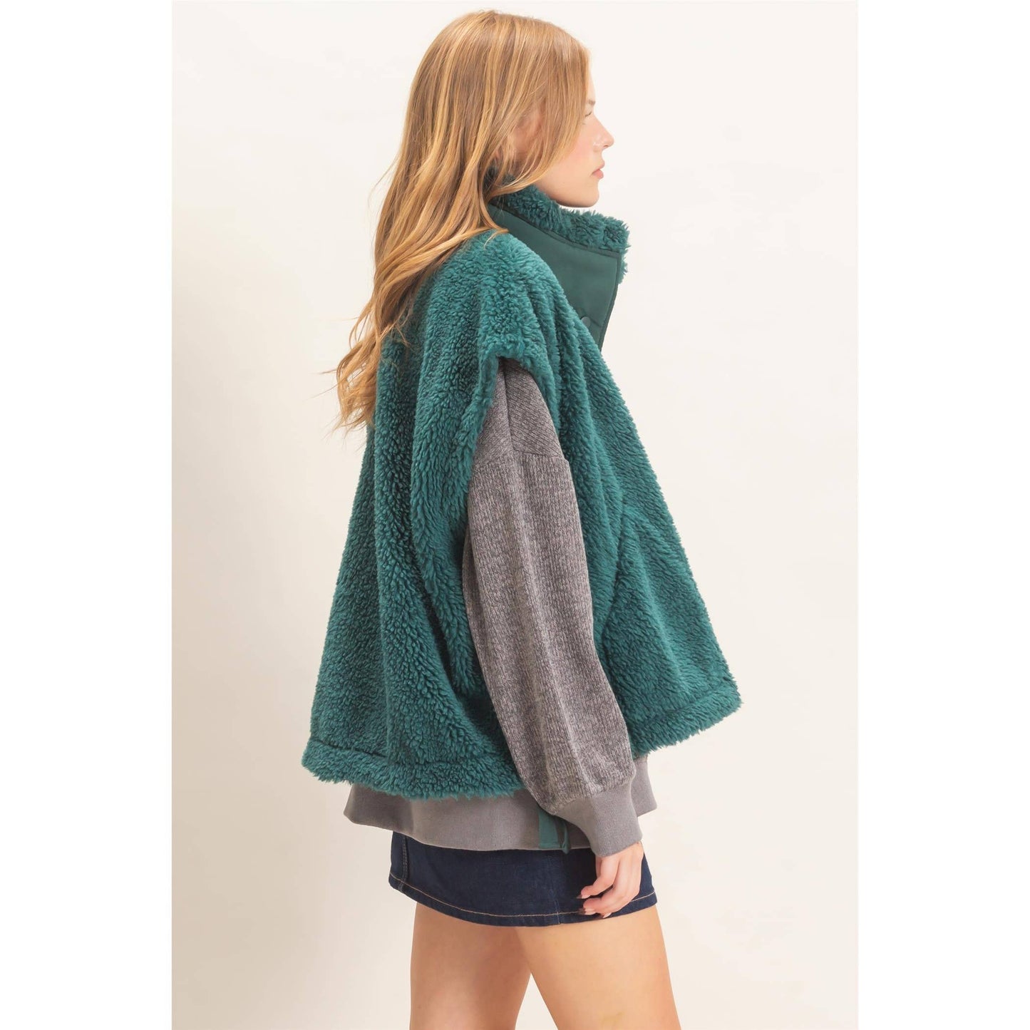 Sherpa Vest With Snap Closure