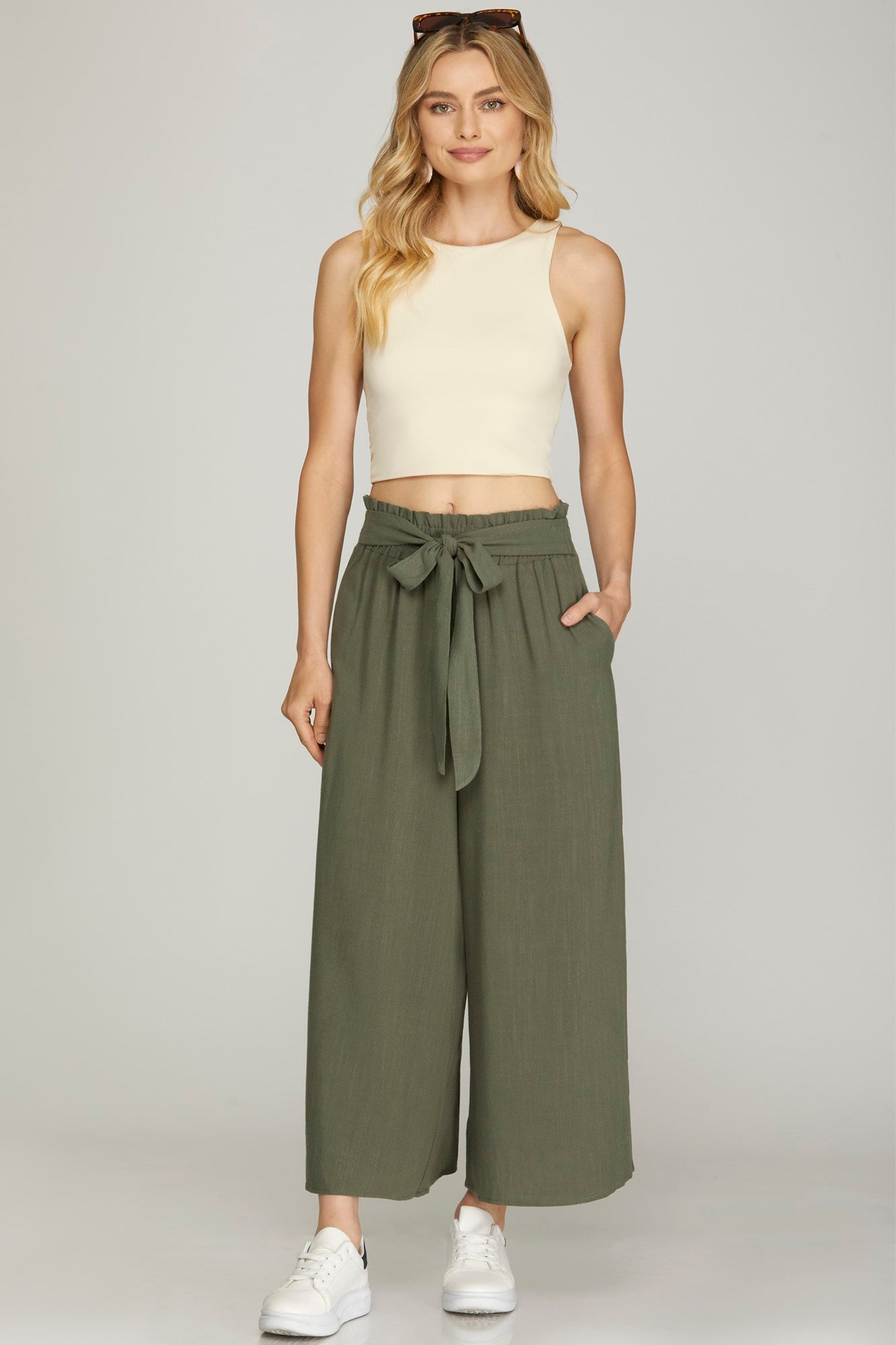 Waist Tied Capri Pants