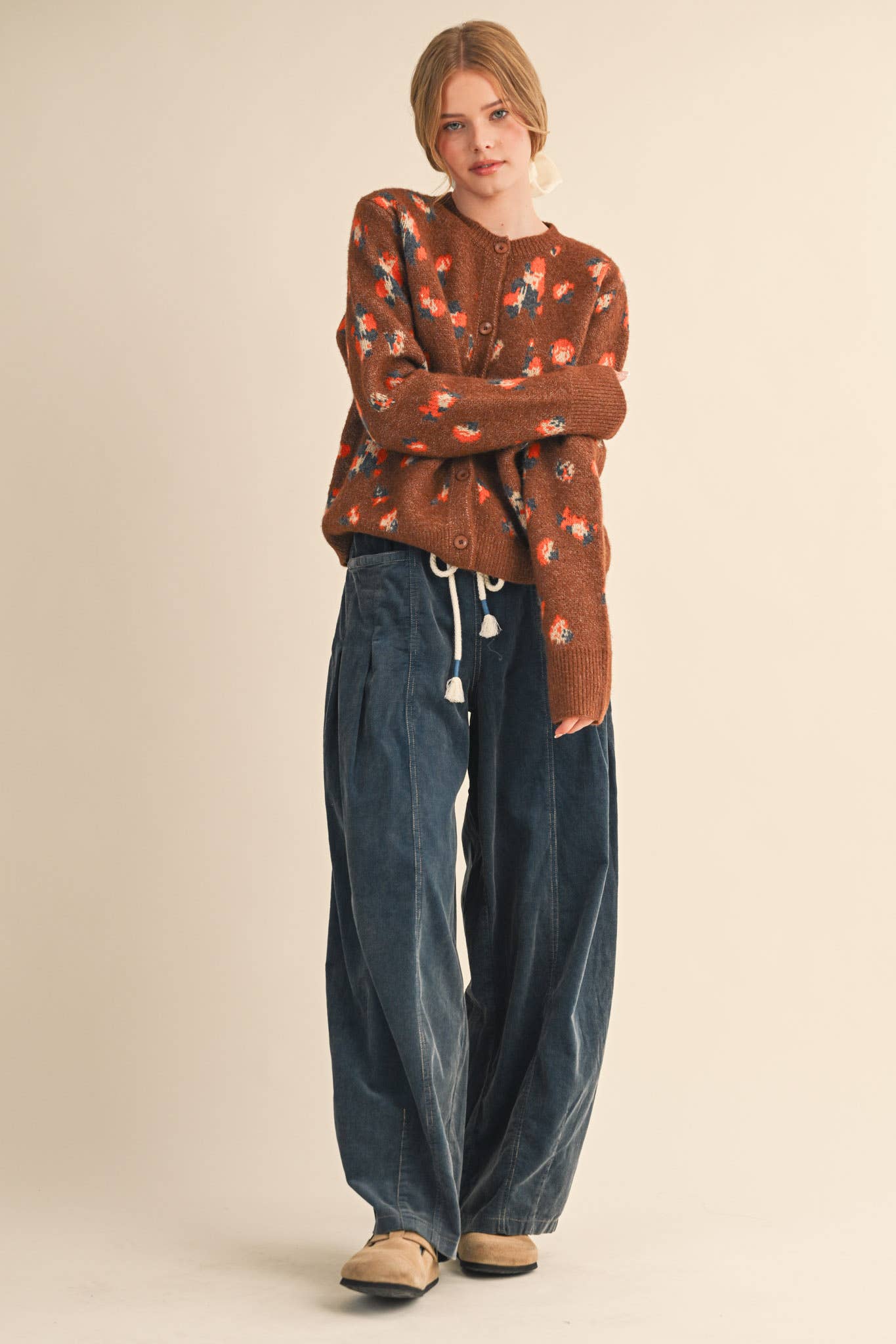 Washed Corduroy Barrel Pants