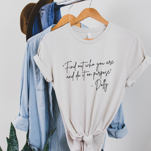 Dolly Quote Graphic Tee