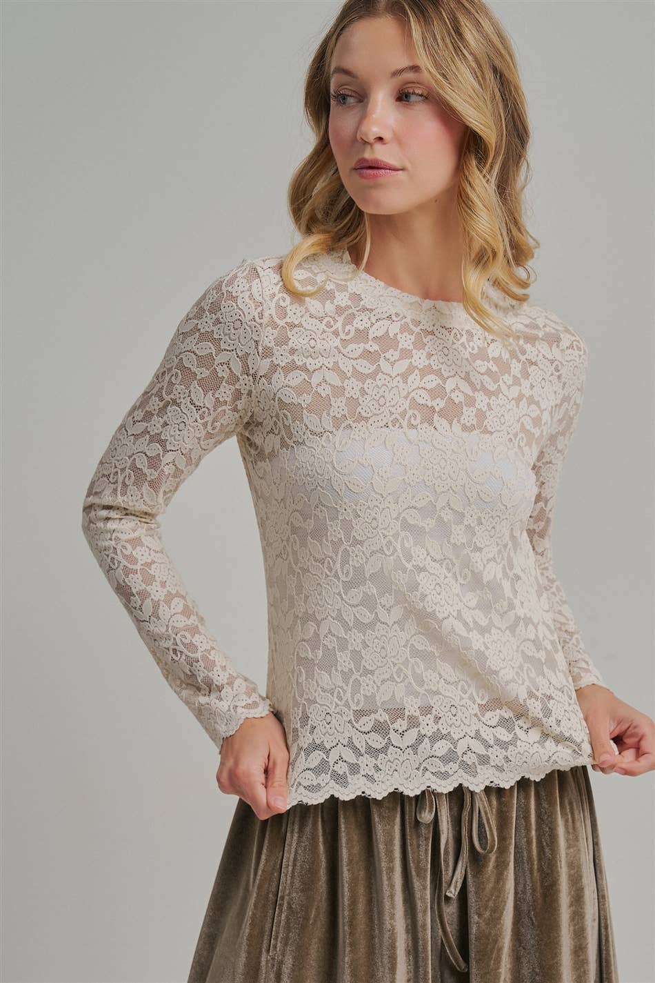 Romantic Stretch Lace Layering Top