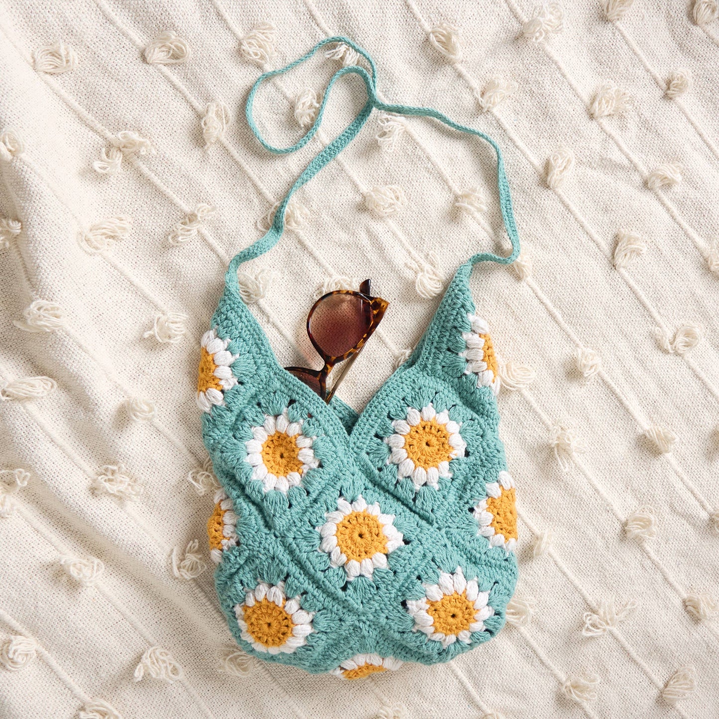 Daisies Tote