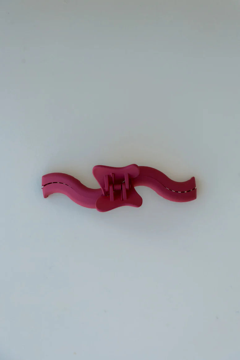 Wavy Original Hold Everything Claw