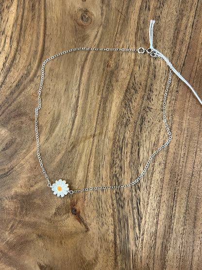 Silver Daisy Pendant Choker Necklace