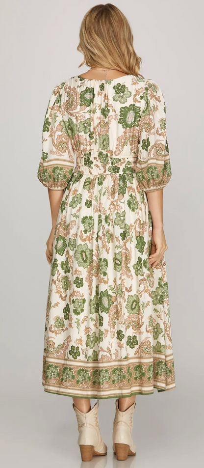 Plus 3/4 Sleeve V Neck Border Print Woven Midi Dress with Pockets