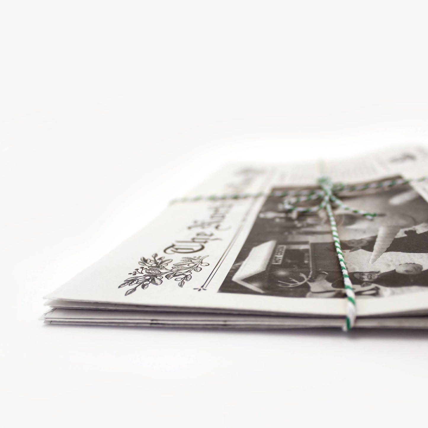 4pk North Pole Times - Newspaper and Gift Wrap