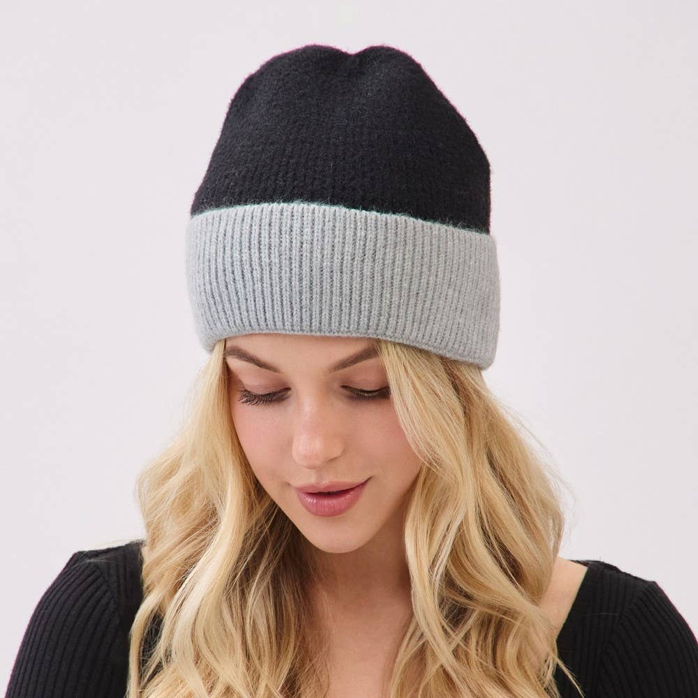 Two Toned Color Ribbed Beanie