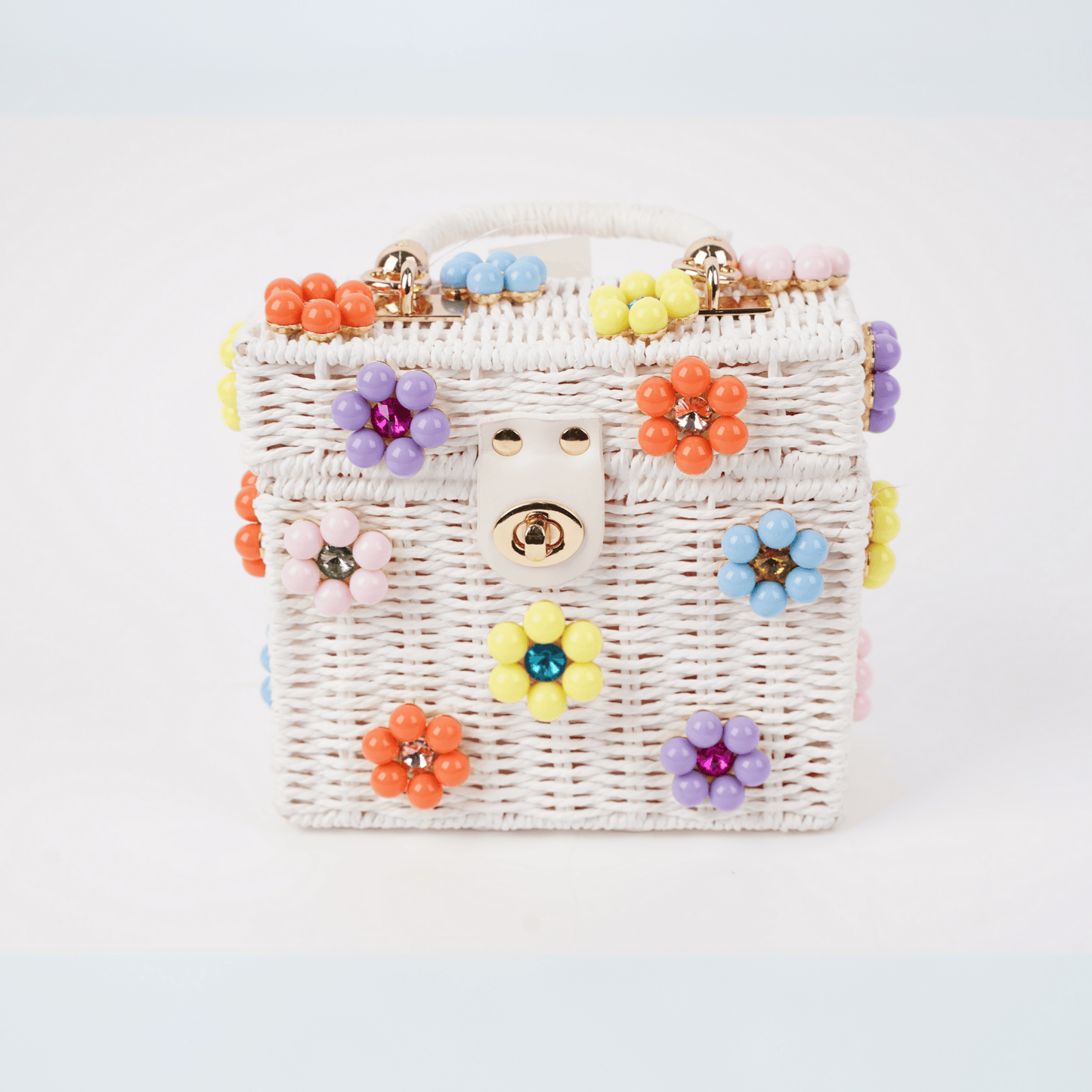 Wicker Bucket Daisy Flower Purse: White + Blue Daisy / Yellow Rhinestone