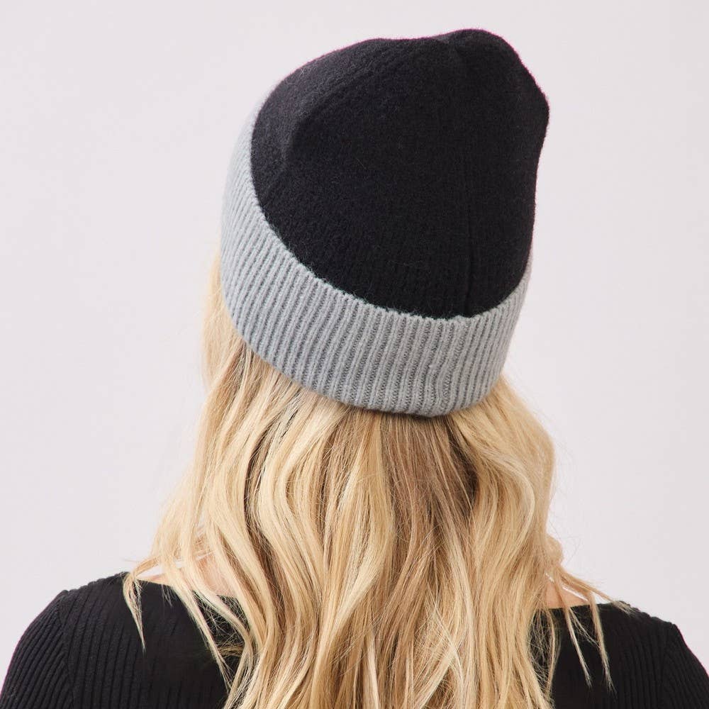 Two Toned Color Ribbed Beanie