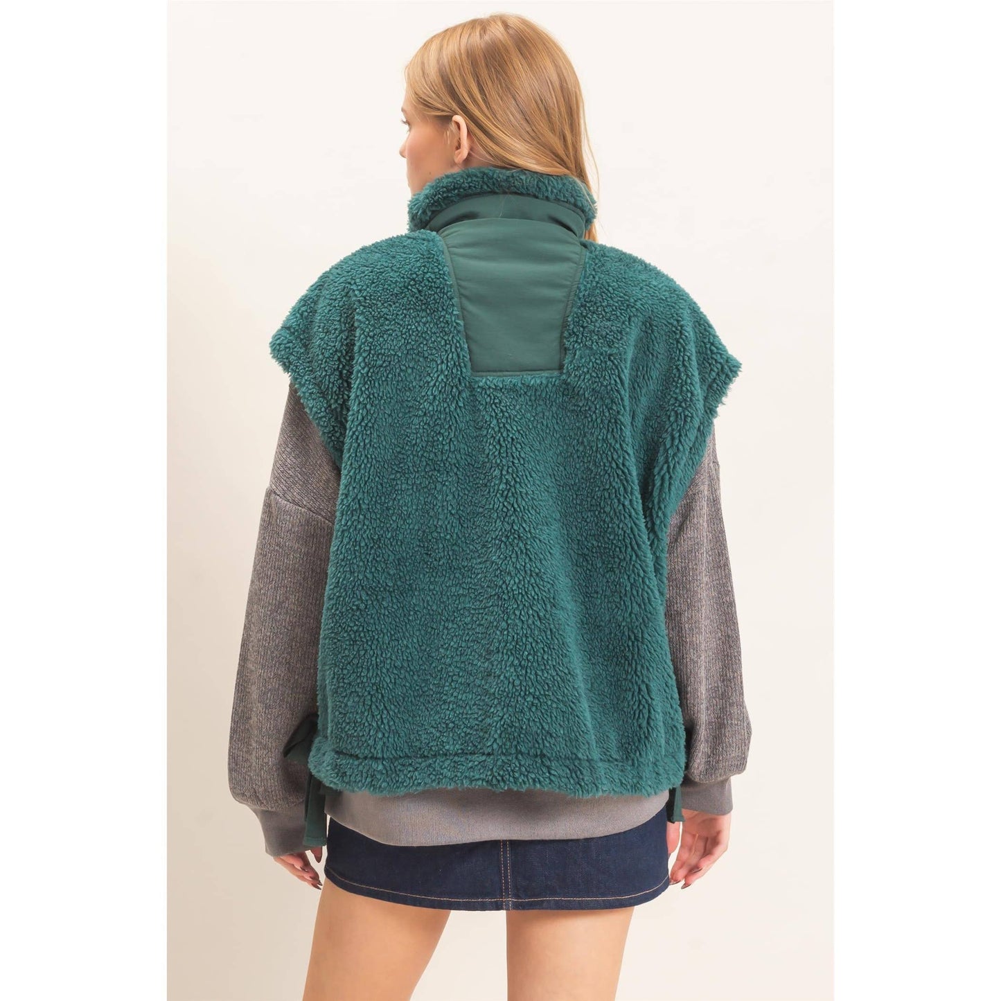 Sherpa Vest With Snap Closure