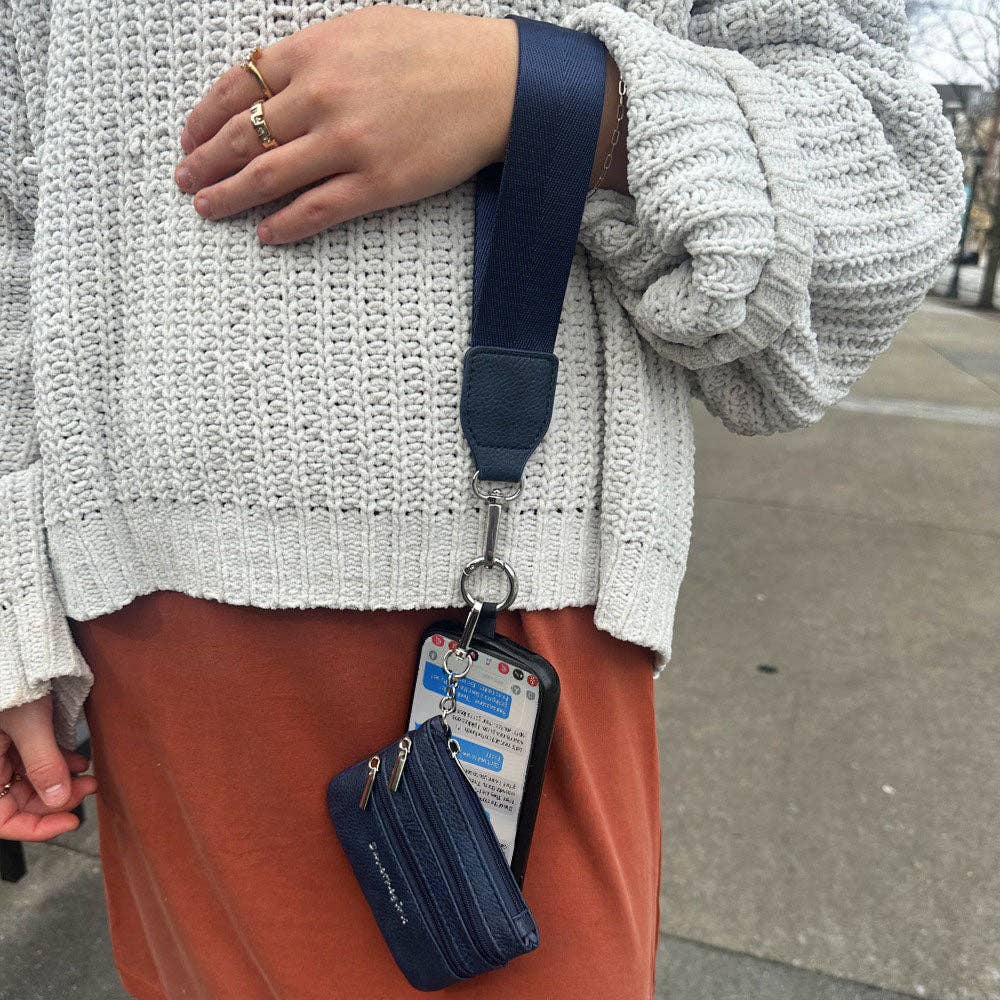 Clip & Go Strap w/Zippered Pouch Solid
